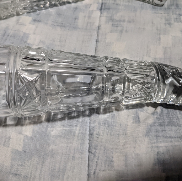 2 Identical Vintage Russian Horn Crystal Wine Glasses - Picture 5 of 6